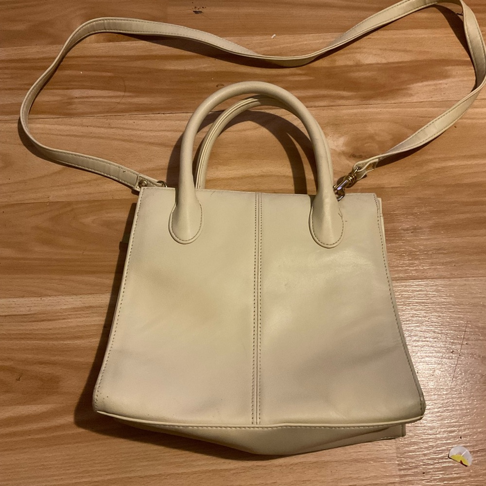 Giani Bernini Cream Shoulder‎ Bag